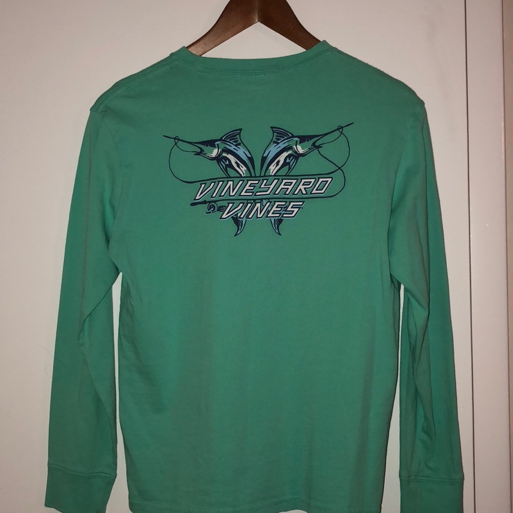 Vineyard Vines long sleeve!